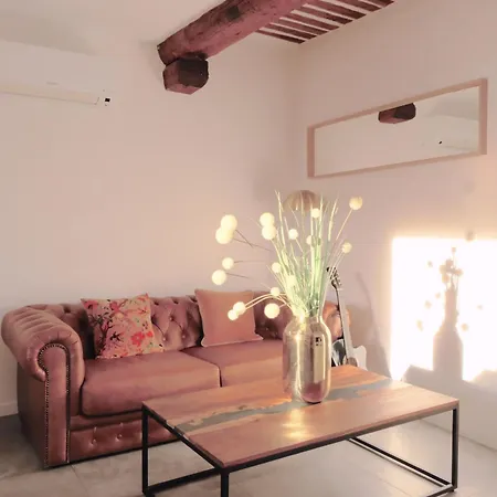 Vieil Charming Guillaumont Apartment *