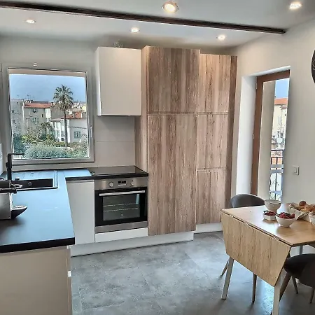 Vieil Charming Guillaumont Apartment